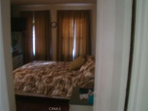 812 W 103rd, Los Angeles CA 90044