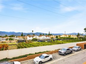 713 S Azusa Avenue A, Azusa CA 91702