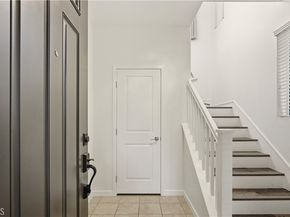 713 S Azusa Avenue A, Azusa CA 91702