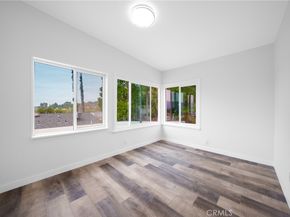 2423 Rockdell, La Crescenta CA 91214