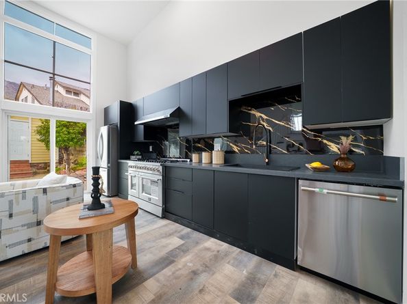 2423 Rockdell, La Crescenta CA 91214