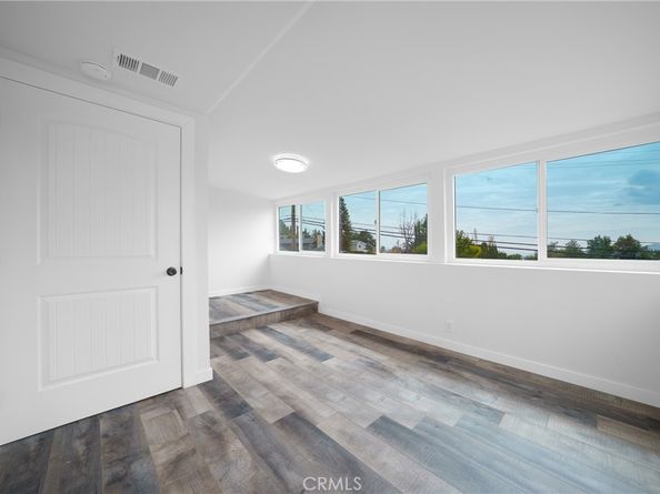 2423 Rockdell, La Crescenta CA 91214