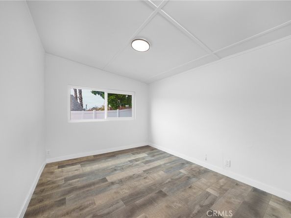 2423 Rockdell, La Crescenta CA 91214