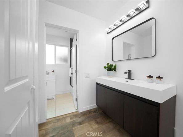 2423 Rockdell, La Crescenta CA 91214