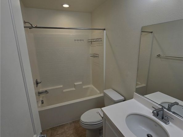 1074 Newberry Lane, Claremont CA 91711