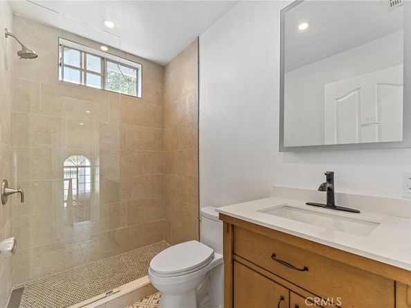 619 N Wilson Avenue A, Pasadena CA 91106