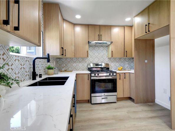 3515 S Norton Avenue, Los Angeles CA 90018