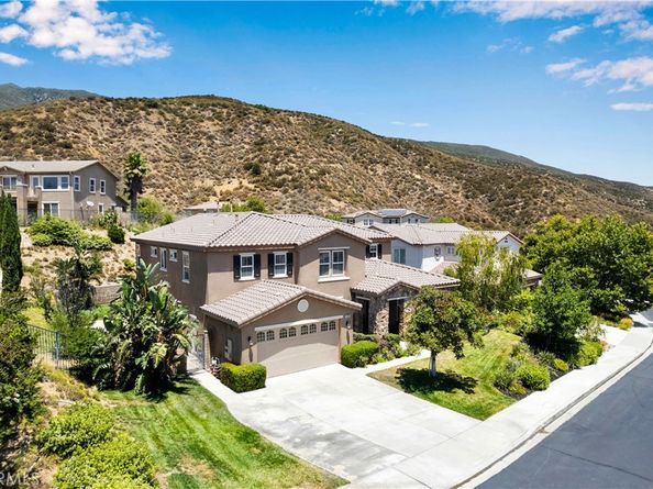 14668 Stageline Lane, Fontana CA 92336