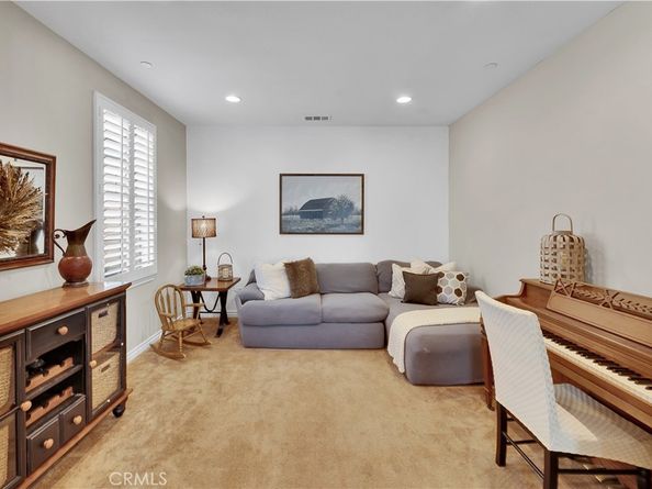 14668 Stageline Lane, Fontana CA 92336