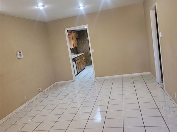 6221 Fishburn Avenue, Bell CA 90201