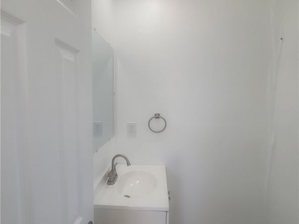 6221 Fishburn Avenue, Bell CA 90201