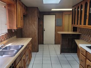 6221 Fishburn Avenue, Bell CA 90201