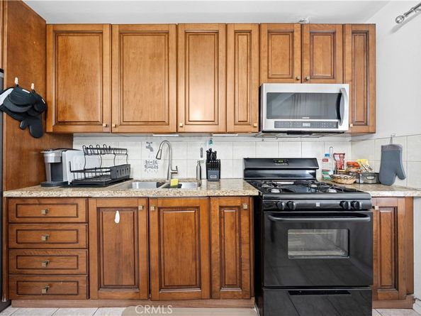 765 E 52nd Place, Los Angeles CA 90011