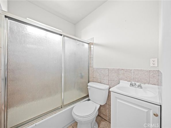 765 E 52nd Place, Los Angeles CA 90011