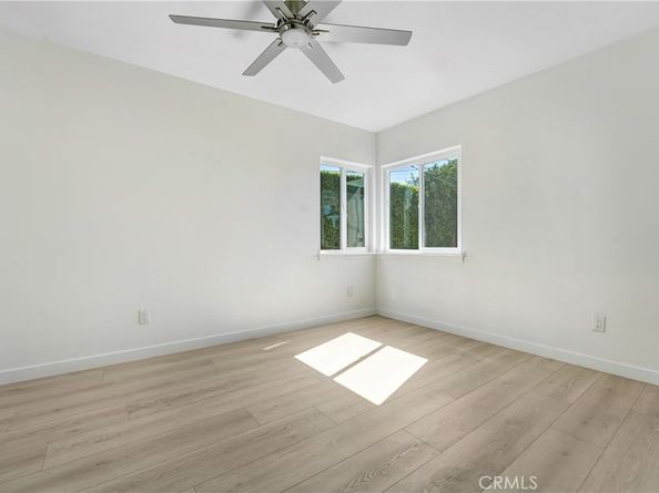 402 E 94th, Los Angeles CA 90003