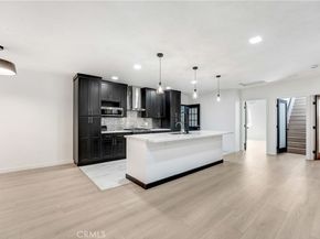 402 E 94th, Los Angeles CA 90003