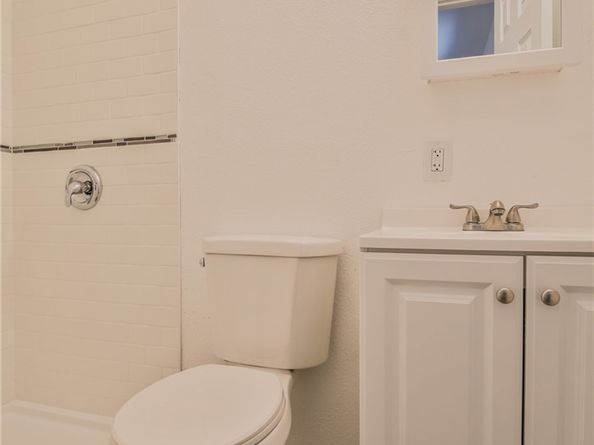 7424 Bell Avenue, Los Angeles CA 90001