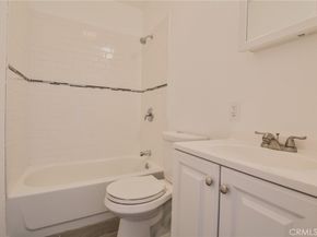 7424 Bell Avenue, Los Angeles CA 90001