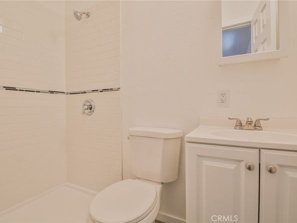 7424 Bell Avenue, Los Angeles CA 90001