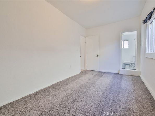7424 Bell Avenue, Los Angeles CA 90001