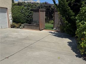 1945 -1947 S Bronson Avenue, Los Angeles CA 90018