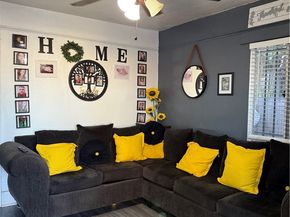 800 W 97th, Los Angeles CA 90044