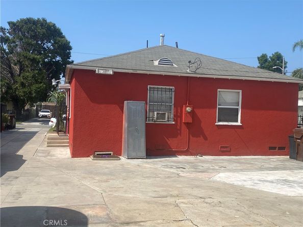 202 N Sloan Avenue, Compton CA 90221
