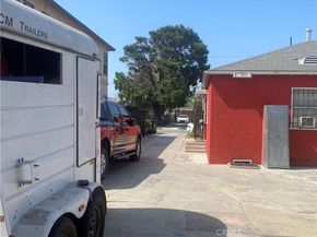 202 N Sloan Avenue, Compton CA 90221
