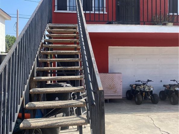 202 N Sloan Avenue, Compton CA 90221