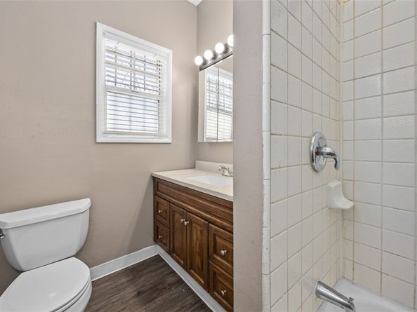229 W 8th Street A, Long Beach CA 90813