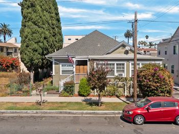 229 W 8th Street