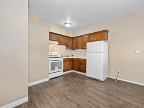 229 W 8th Street A, Long Beach CA 90813