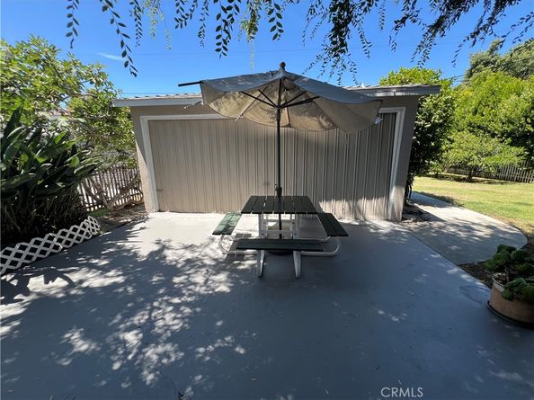 2909 8th Avenue, Los Angeles CA 90018