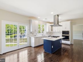 20638 Piney Branch Way, Sterling VA 20165