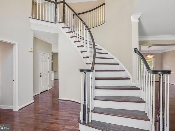 20638 Piney Branch Way, Sterling VA 20165