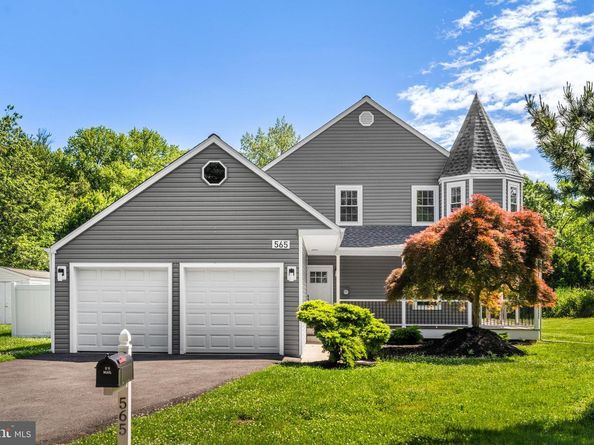 565 Hulmeville Road, Langhorne PA 19047