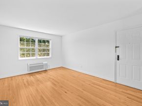 1630 W Abingdon Drive 302, Alexandria VA 22314