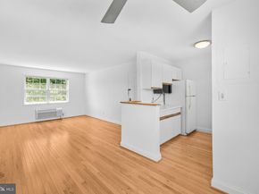 1630 W Abingdon Drive 302, Alexandria VA 22314