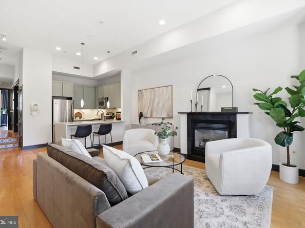 1127 6TH Street NW 200, Washington DC 20001