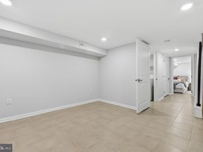 2715 Reed Street, Philadelphia PA 19146