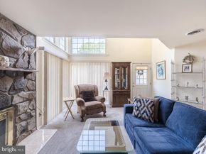 348 Green Meadow Lane, Horsham PA 19044