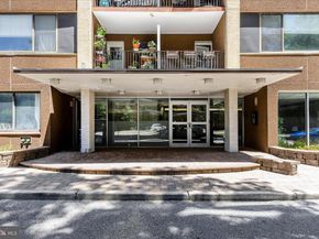 4401 Cherry Hill Road N 33, Arlington VA 22207