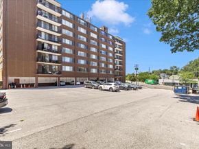 4401 Cherry Hill Road N 33, Arlington VA 22207