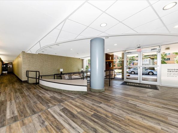 4401 Cherry Hill Road N 33, Arlington VA 22207