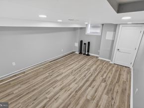 2545 S 9TH Street, Philadelphia PA 19148