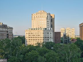 210 W Washington Square 8SE, Philadelphia PA 19106