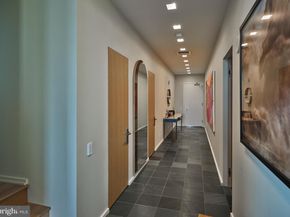 210 W Washington Square 8SE, Philadelphia PA 19106