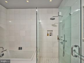 210 W Washington Square 8SE, Philadelphia PA 19106