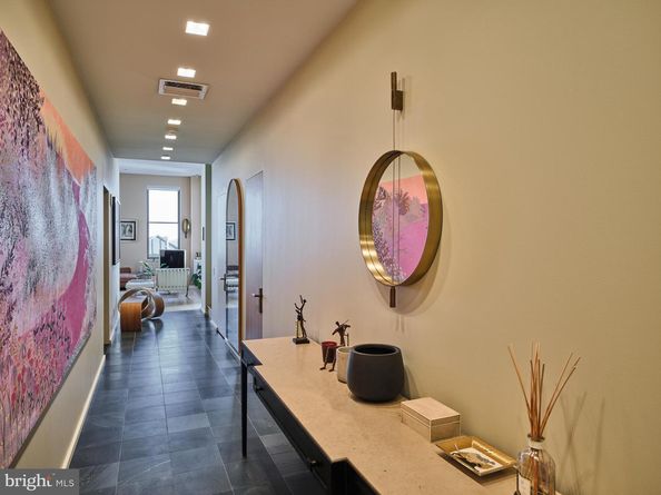 210 W Washington Square 8SE, Philadelphia PA 19106