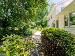 8202 Excalibur Court, Annandale VA 22003